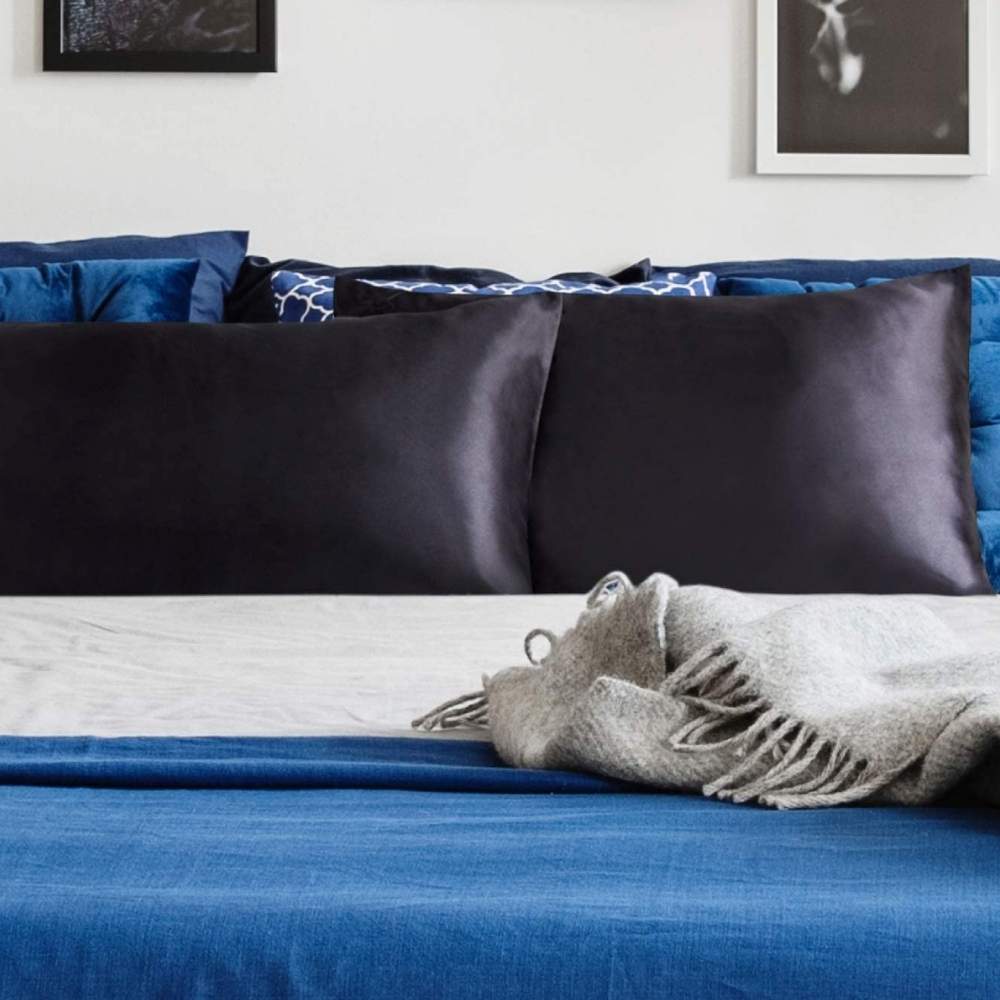 Satin Pillowcase: image 7