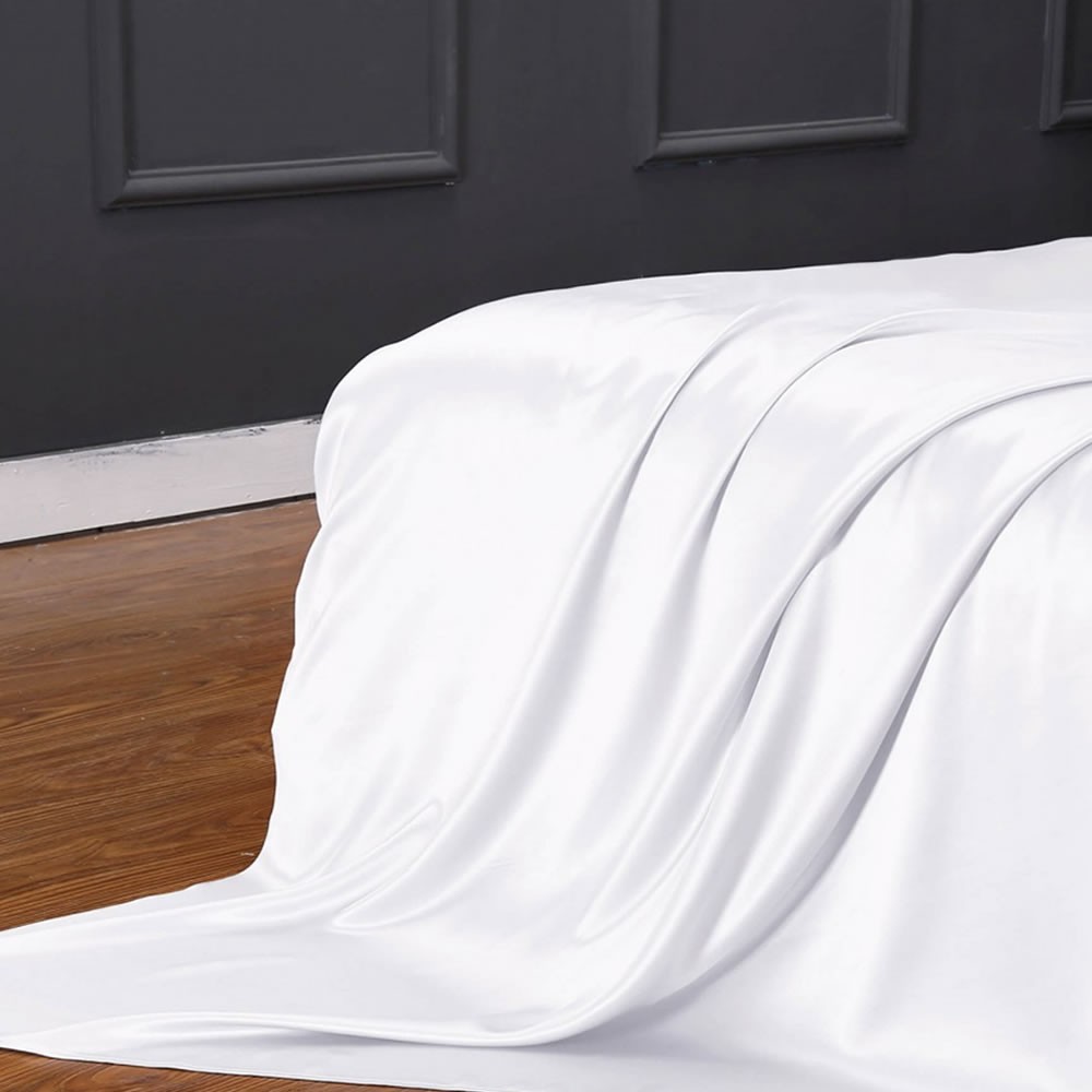 Silk Sheets: image 3